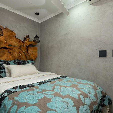 Sea Front Designer Apartment Ballito Bagian luar foto